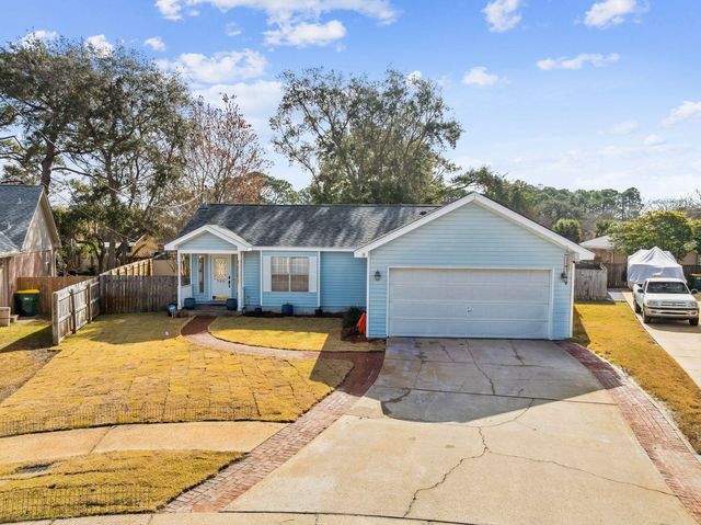 709 Vintage Court, Destin, FL 32541