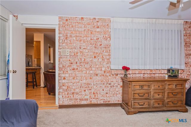 111 Dover Dell, Victoria, TX 77904