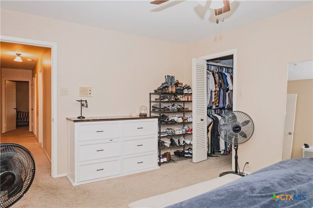 111 Dover Dell, Victoria, TX 77904