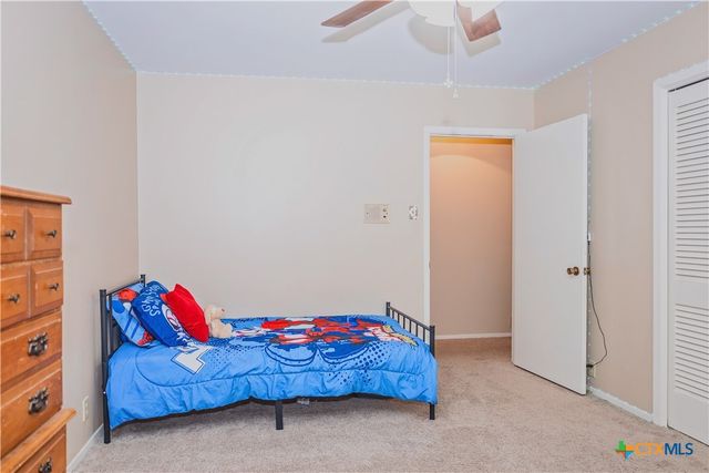 111 Dover Dell, Victoria, TX 77904