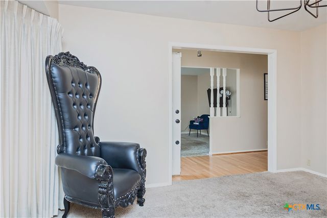 111 Dover Dell, Victoria, TX 77904