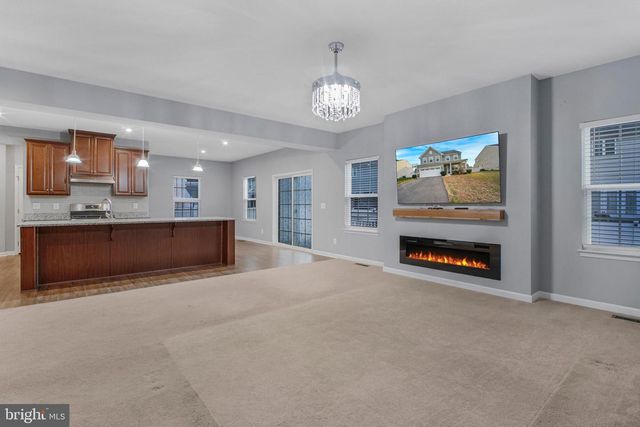 218 COURTHOUSE MANOR DR, Stafford, VA 22554