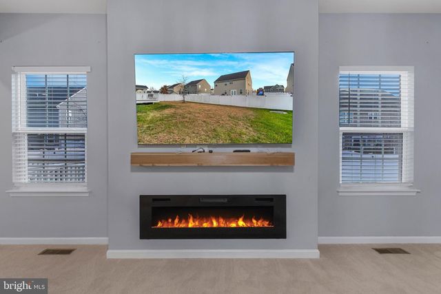 218 COURTHOUSE MANOR DR, Stafford, VA 22554