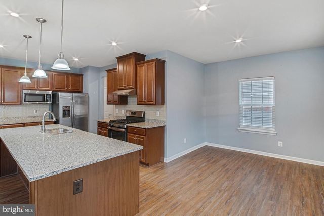 218 COURTHOUSE MANOR DR, Stafford, VA 22554