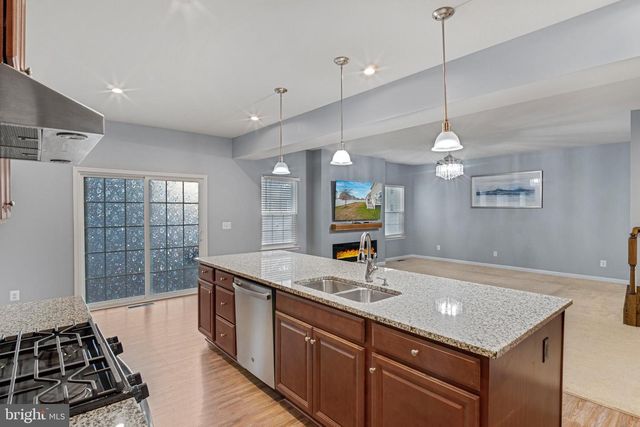 218 COURTHOUSE MANOR DR, Stafford, VA 22554