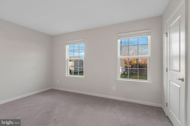 218 COURTHOUSE MANOR DR, Stafford, VA 22554