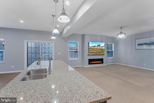 218 COURTHOUSE MANOR DR, Stafford, VA 22554