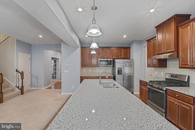 218 COURTHOUSE MANOR DR, Stafford, VA 22554