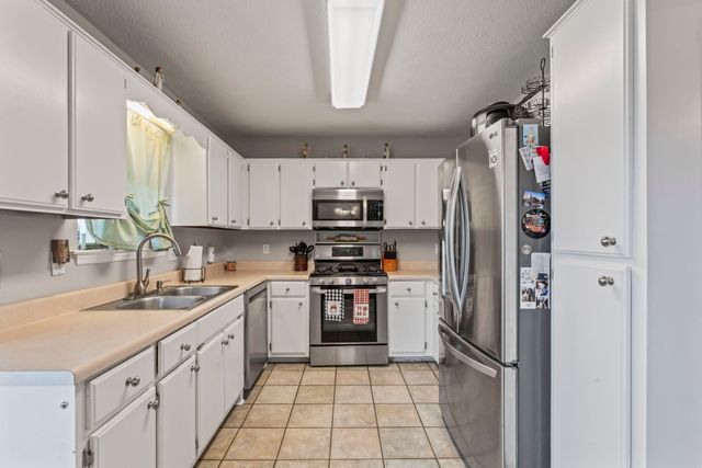 3591 April Ln, Murfreesboro, TN 37130