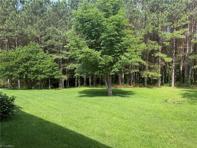 1024 Lone Hickory Road, Yadkinville, NC 27055