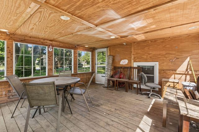 6060 Hemlock Lane N, Plymouth, MN 55442