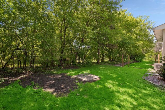 6060 Hemlock Lane N, Plymouth, MN 55442