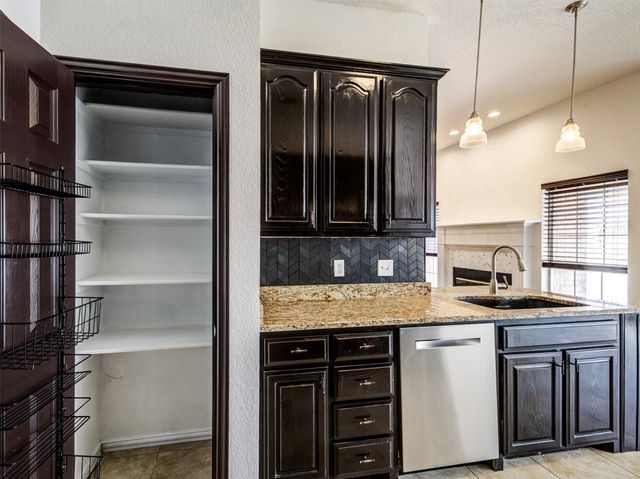 676 Private Road 3628, Bridgeport, TX 76426