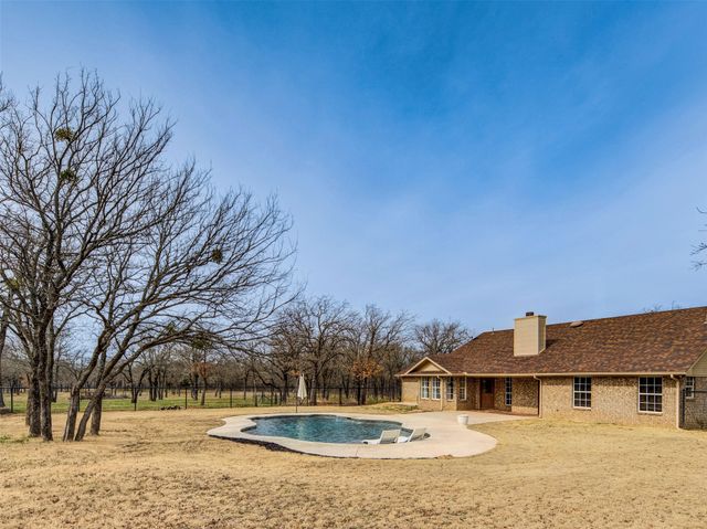 676 Private Road 3628, Bridgeport, TX 76426