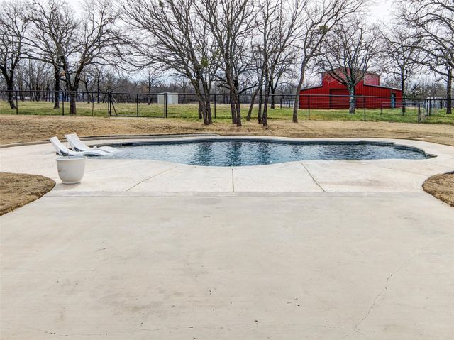 676 Private Road 3628, Bridgeport, TX 76426