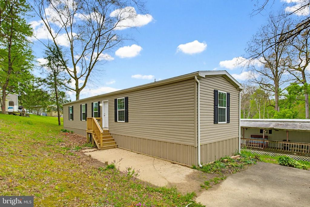 503 CEDAR LN, New Providence, PA 17560