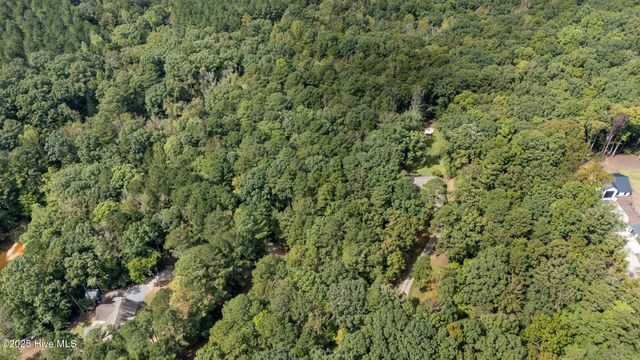 211 Palomino Road, Carthage, NC 28327