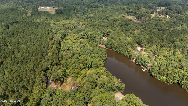 211 Palomino Road, Carthage, NC 28327