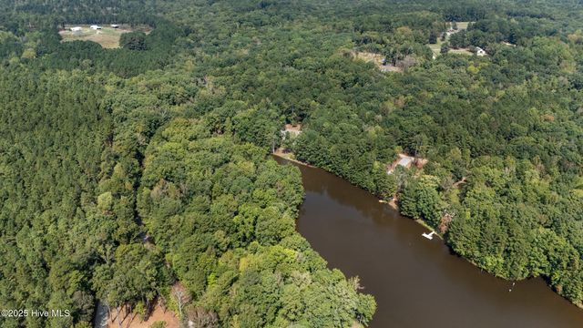 211 Palomino Road, Carthage, NC 28327