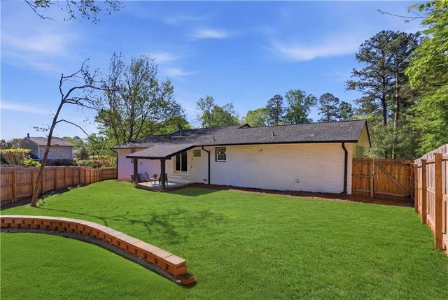 119 Deerwood Circle SE, Smyrna, GA 30082