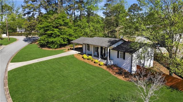 119 Deerwood Circle SE, Smyrna, GA 30082