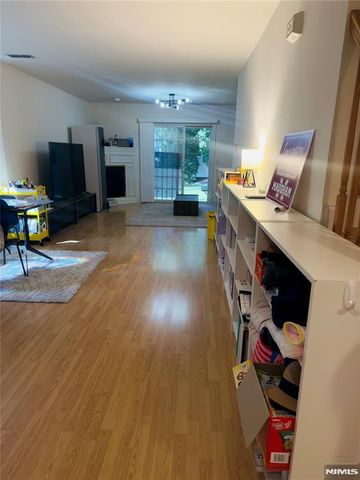83 W Mahan Street, Tenafly, NJ 07670