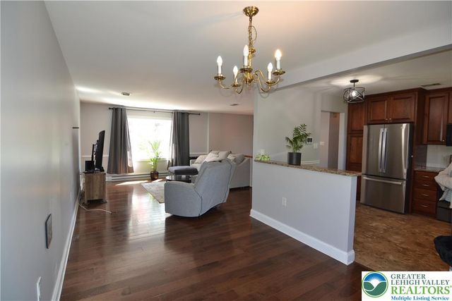 3071 Athena Drive, Bethlehem City, PA 18017