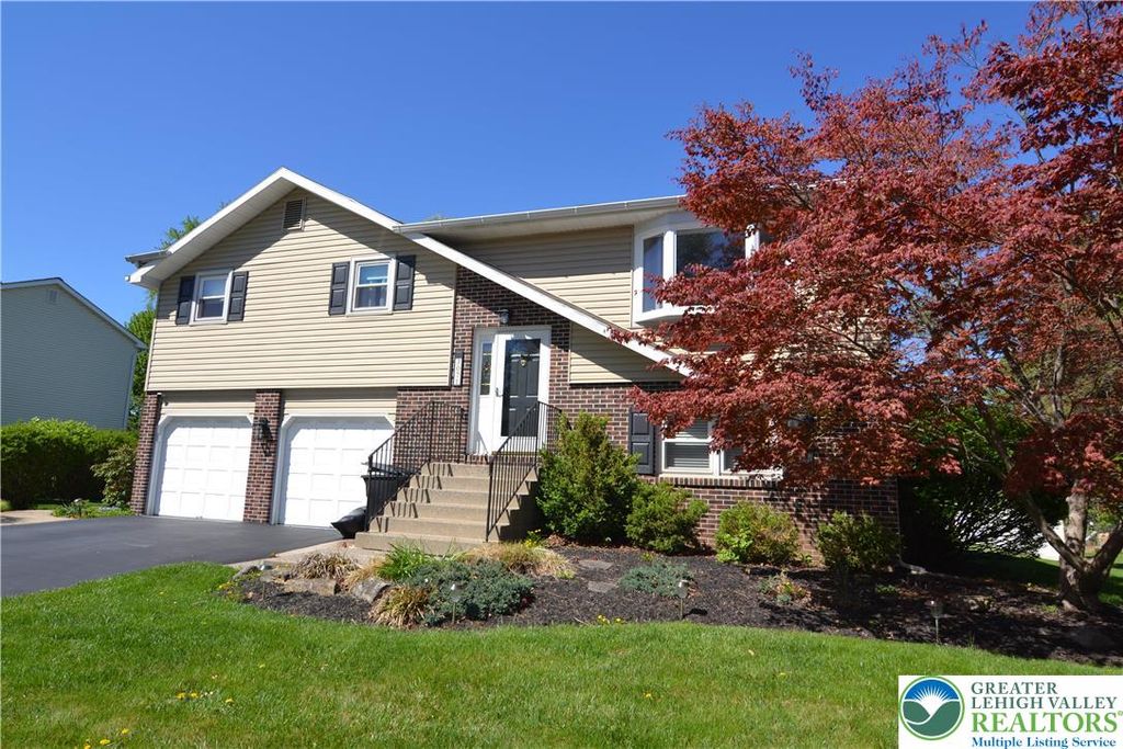 3071 Athena Drive, Bethlehem City, PA 18017