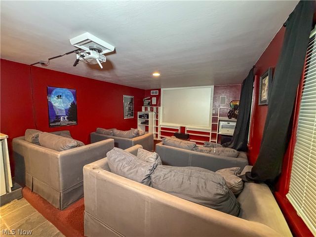 228 Wolcott Drive, Boardman, OH 44512
