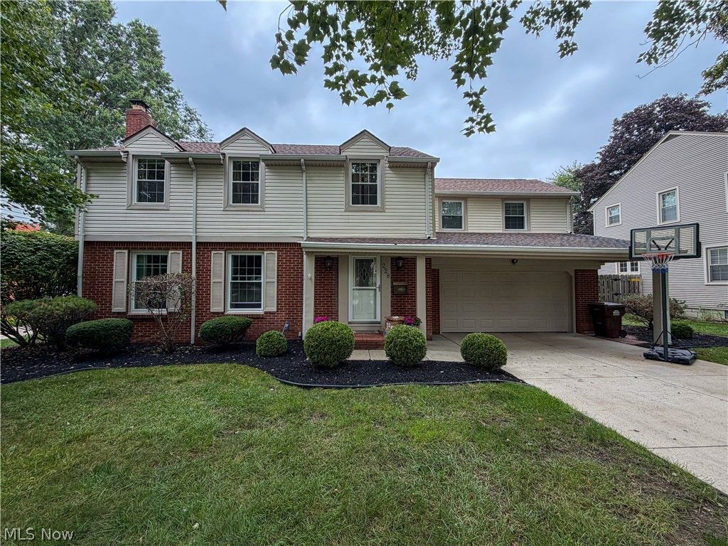 228 Wolcott Drive, Boardman, OH 44512
