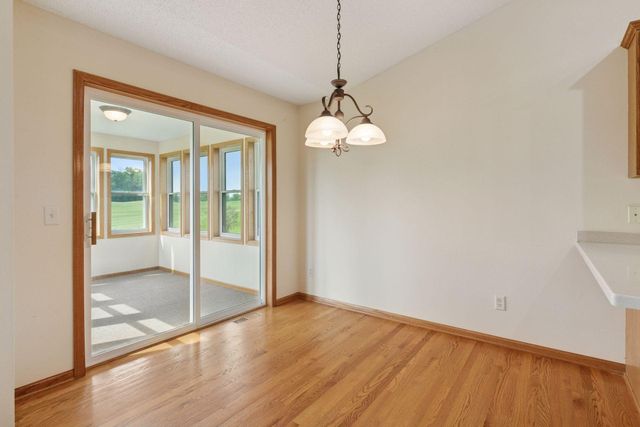 2117 14th Street NE, Faribault, MN 55021