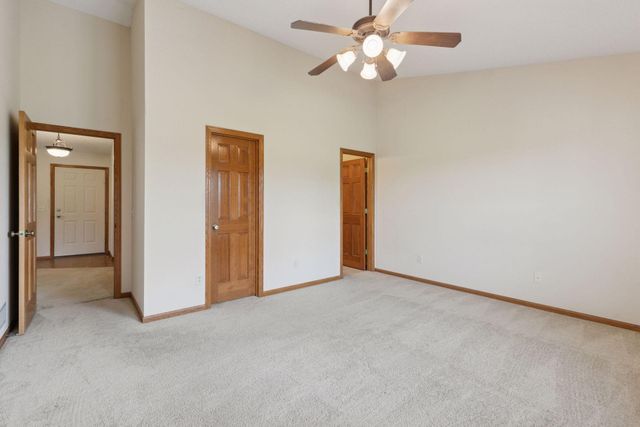 2117 14th Street NE, Faribault, MN 55021
