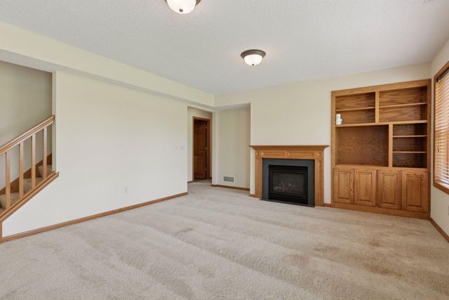 2117 14th Street NE, Faribault, MN 55021
