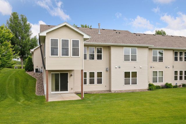 2117 14th Street NE, Faribault, MN 55021