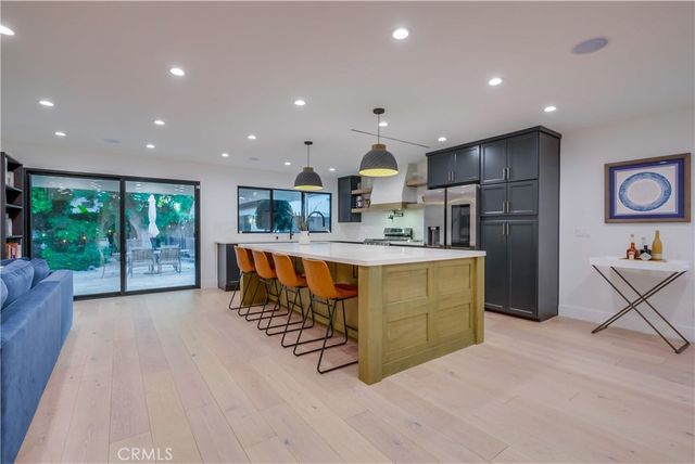 5715 Corteen, Valley Village, CA 91607