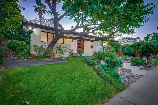 5715 Corteen, Valley Village, CA 91607