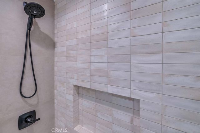 5715 Corteen, Valley Village, CA 91607