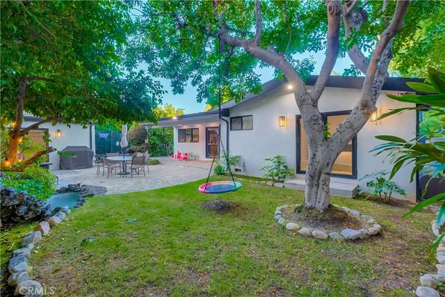 5715 Corteen, Valley Village, CA 91607