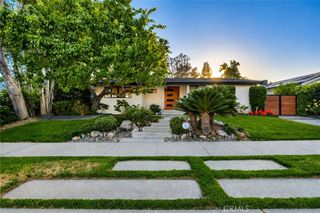 5715 Corteen, Valley Village, CA 91607