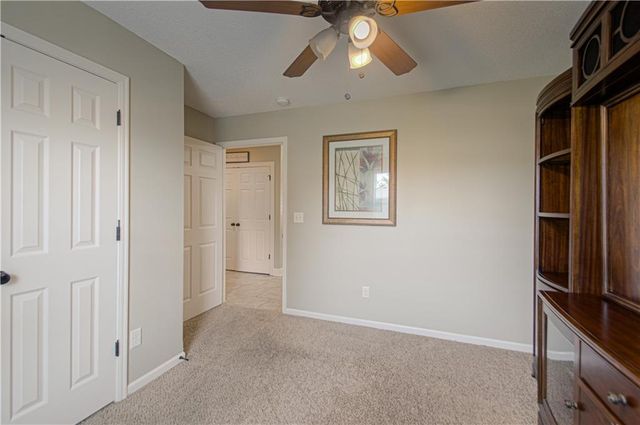110 NW Lindsey Lane, Grain Valley, MO 64029