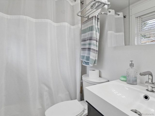 851 Beech St, Golden, CO 80401