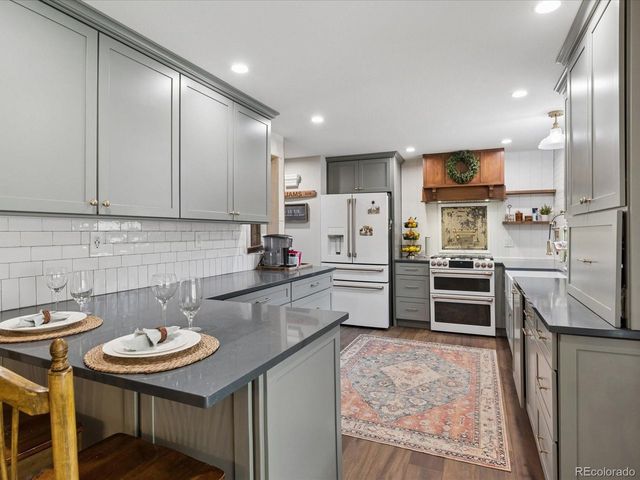 851 Beech St, Golden, CO 80401