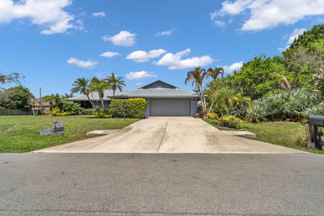 2158 SE Alden Street, Port St. Lucie, Port St Lucie, FL 34984