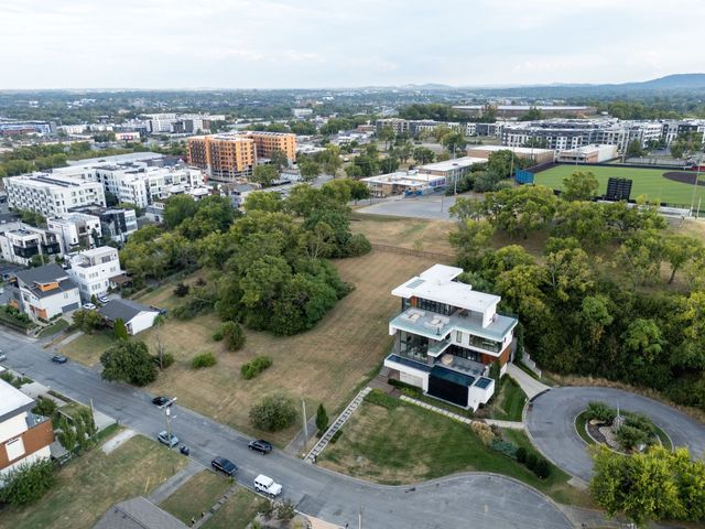 921 Archer St, Nashville, TN 37203