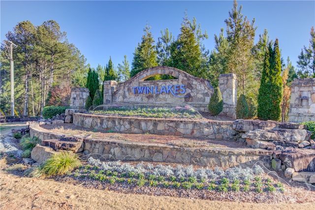 29 Moultrie Court, Hoschton, GA 30548