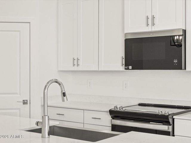 24661 W GROVE Street, Buckeye, AZ 85326