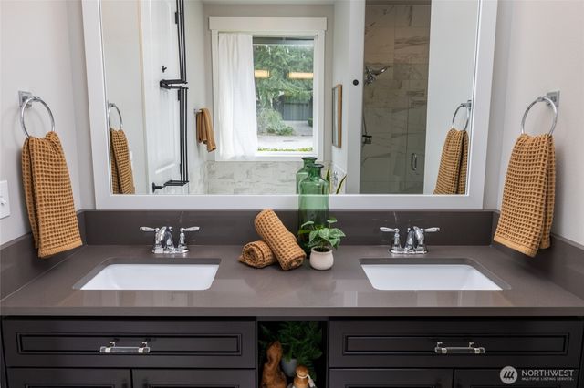 611 Upland Drive, Mount Vernon, WA 98273