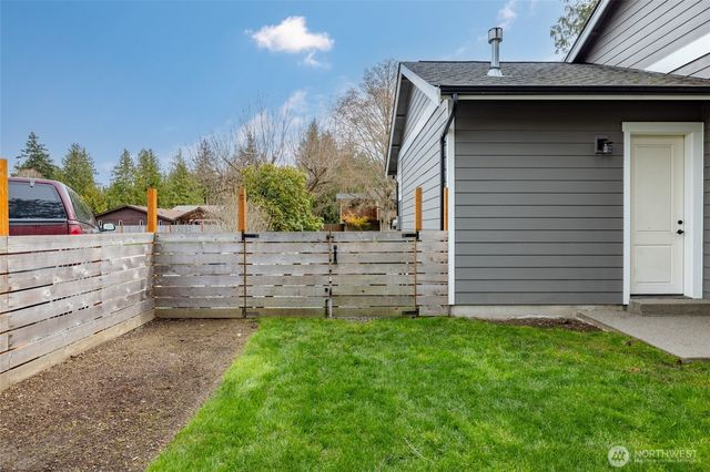 611 Upland Drive, Mount Vernon, WA 98273
