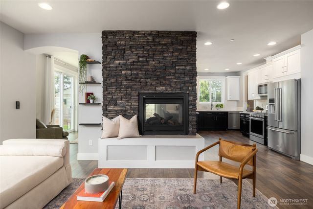 611 Upland Drive, Mount Vernon, WA 98273