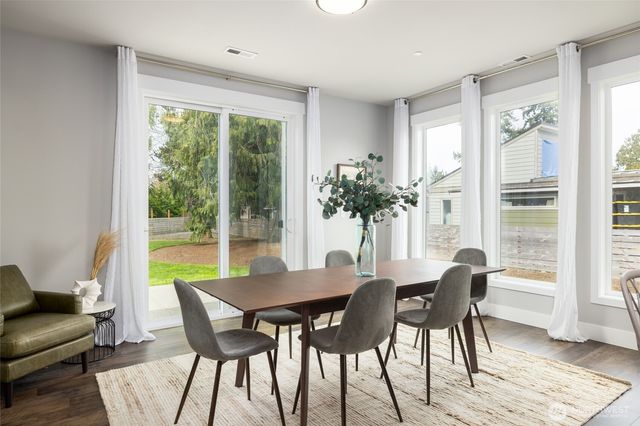 611 Upland Drive, Mount Vernon, WA 98273